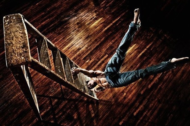 Click here to view Aerialist / Acrobat, Antonio's Profile