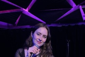 Renon - Female Singer