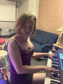Thalia Isen, DJ - Pianist / Keyboardist - San Diego, California