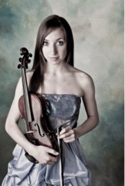 Ellie  - Violinist - United States, New York