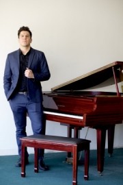 Jerry Fenn - Pianist / Singer - Los Angeles, California