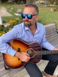 Tom Burgess - Country & Western Singer - New Haven, Connecticut