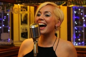 Annika Rands - 60s Tribute Band Ipswich, East of England