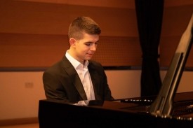George Hoffman - Pianist / Singer Leeds, Yorkshire and the Humber