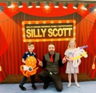 Magic with Silly Scott - Cabaret Magician Portsmouth, South East