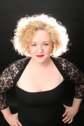 Abi Roberts - Adult Stand Up Comedian South East
