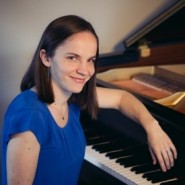 Charlotte Dike - Pianist / Keyboardist Seattle, Washington
