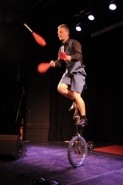 Comic Dominic - Circus Performer Seattle, Washington
