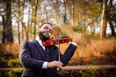 Faz Shah - Violinist