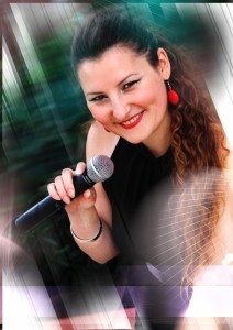 Laura Nornita - Female Singer