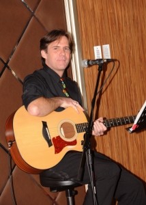 Mike Simons - Acoustic Guitarist / Vocalist