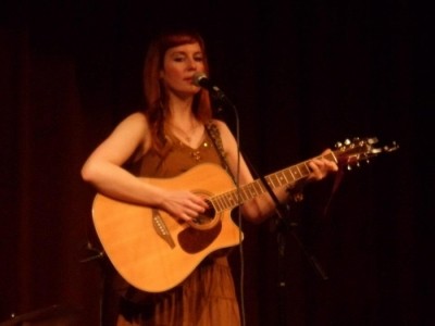 Catherine Ashby - Acoustic Guitarist / Vocalist