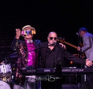 River of Dreams/American Elton - 70s Tribute Band