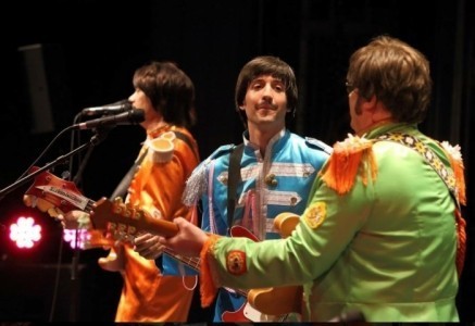 Beatlegacy - Beatlemania and Beyond/The Ultimate Experience - Beatles Tribute Band