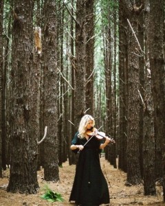 Kendall Dean - Violinist