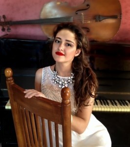 Adeliya Piano&Voice - Pianist / Singer