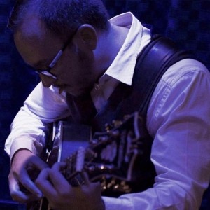 Raphael Braga  - Electric Guitarist