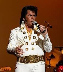 Close To Elvis presents Rob E. - Elvis Impersonator