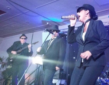 The Bluze Brutherz Band - Blues Brothers Tribute Band