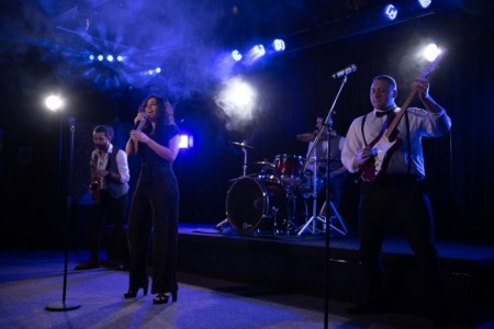 Micki Consiglio - Female Vocalist (Solo, Duo or band) - Soul / Motown Band