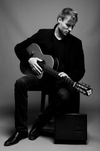 Timo Bautsch - Classical / Spanish Guitarist