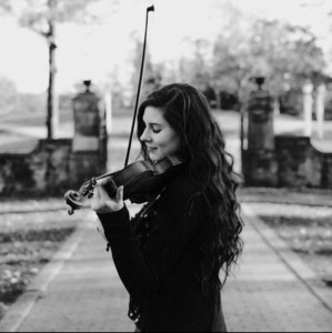 Allie Markowicz - Violinist