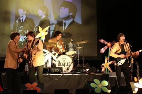John Lennon - Beatles Tribute Band