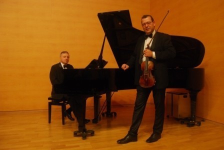 Black Tie Duet - Violinist
