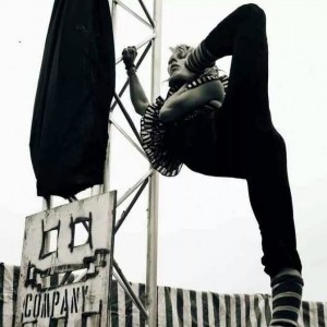 Eloise Currie Circus Artist - Aerialist / Acrobat