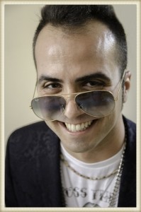 Manuel Karamori - PianoVocalist & Freddie Mercury impersonator - Male Singer