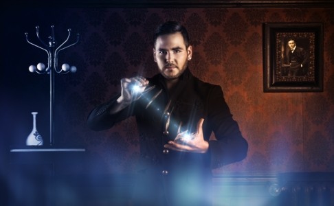 Nacho Úbeda The magician - Stage Illusionist
