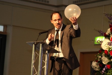 Kevin Hayes of Kevin's Magic - Balloon Modeller