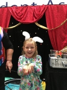 Daffy Dill Entertainment (DeeDee’s Incredibubbles) - All-Round Kids Entertainer