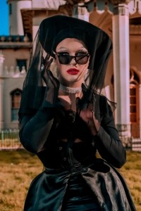 Violetta J'Adore - Drag Queen Act